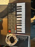 Akai MPK Mini, Muziek en Instrumenten, Midi-apparatuur, Ophalen of Verzenden, Zo goed als nieuw