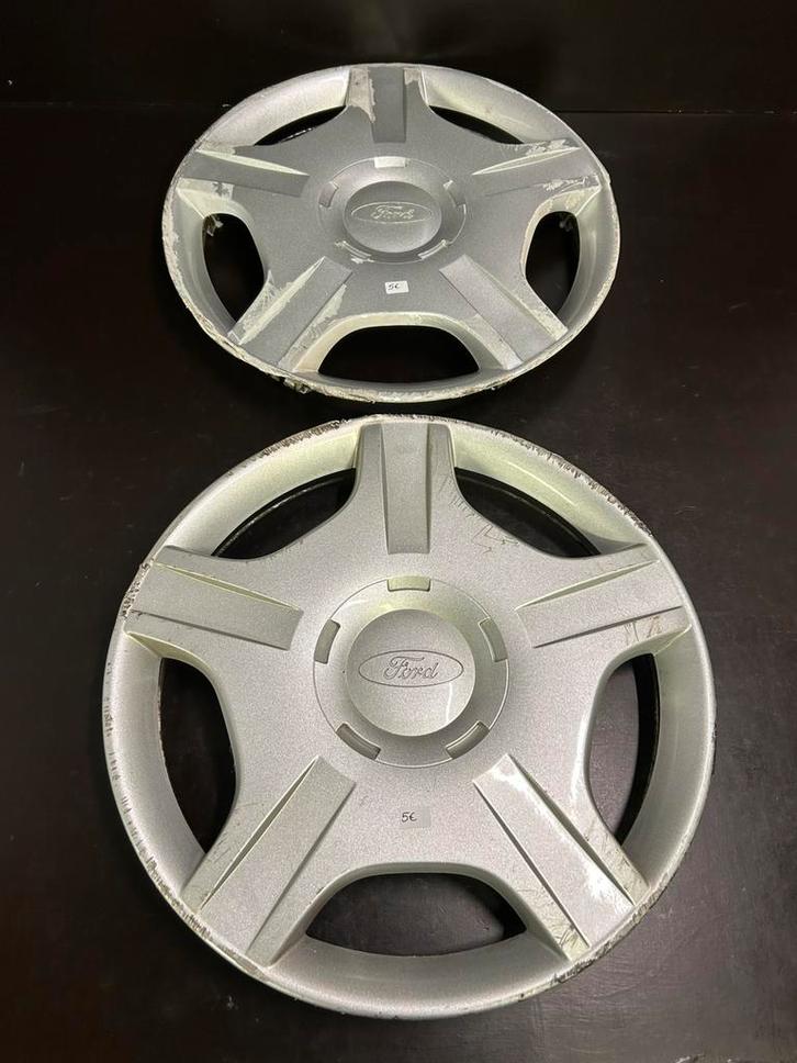 2 enjoliveurs Ford fiesta focus ka 14", Autos : Divers, Enjoliveurs, Utilisé, Enlèvement ou Envoi