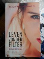 leven zonder filter ( fleur van groningen ), Boeken, Verzenden, Zo goed als nieuw