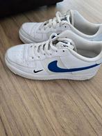 Nike Air Basket Wit 38,5, Sport en Fitness, Basketbal, Ophalen, Gebruikt, Schoenen