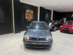 Opel Astra 1.4 BENZINE, Auto's, Oldtimers, Stof, Zwart, Blauw, https://public.car-pass.be/vhr/a634c1e0-eb5f-4f6f-90db-00508c4b1f1b