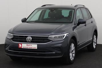 Volkswagen Tiguan LIFE 1.5TSI *LIFE 1.5TSI + GPS + CARPLAY + beschikbaar voor biedingen