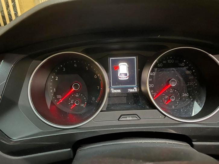 Vw tiguan 2019, Autos, Volkswagen, Tiguan, Caméra de recul, Essence, Euro 6, Autre carrosserie, Automatique, Cuir, Enlèvement