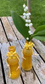 2 gele glazen flessen van soliflores, Glas, Geel