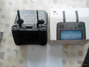 DJI smartcontroller pro versie !!  Mini 3 prMVC 3 , air 2 s  beschikbaar voor biedingen