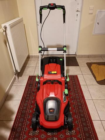 Grasmaaier op batterij, 40v, 5 Ah Lion. 16" 45 L opvang	 beschikbaar voor biedingen