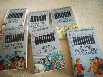6 romans (Le livre de poche) de Maurice Druon pour 2,5€.