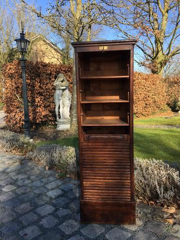 antieke eiken rolluikkast jaren 1920, Enlèvement, Utilisé