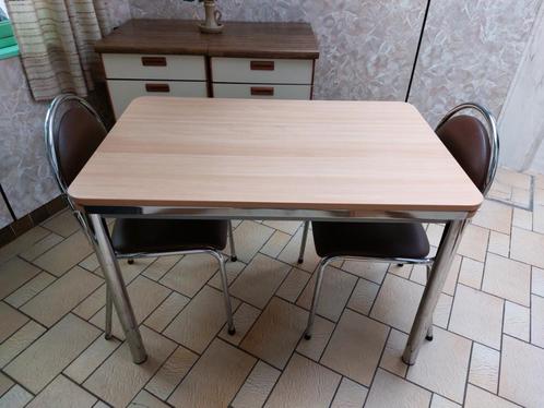 table de cuisine et 2 chaises, Maison & Meubles, Tables | Tables à manger, Comme neuf, Enlèvement