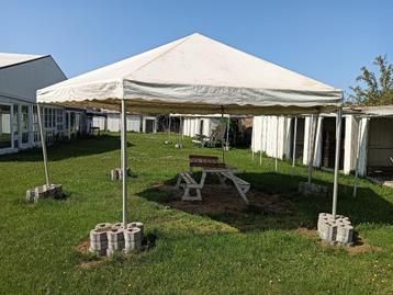 feesttent/partytent beschikbaar voor biedingen