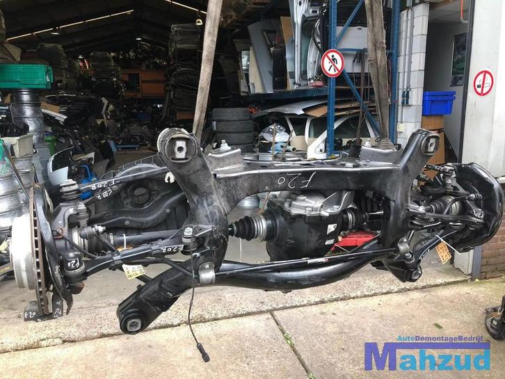 BMW 1 serie F20 F21 compleet achteras subframe, Auto-onderdelen, Remmen en Aandrijving, BMW, Gebruikt
