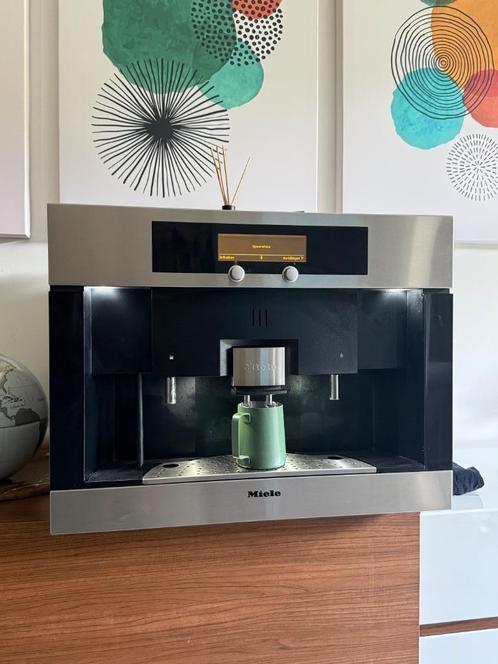 Miele inbouw koffiemachine (CVA 4060), Elektronische apparatuur, Koffiezetapparaten, Gebruikt, Gemalen koffie, Koffiebonen, Koffiemachine