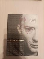 Livre Radiohead signé par le groupe rare, Livres, Comme neuf, Enlèvement ou Envoi