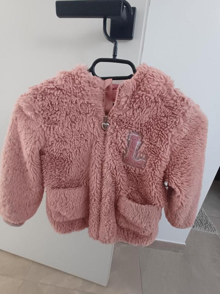 Girls Rule - veste en peluche chaude (taille 110), Enfants & Bébés, Vêtements enfant | Taille 110, Comme neuf, Fille, Manteau