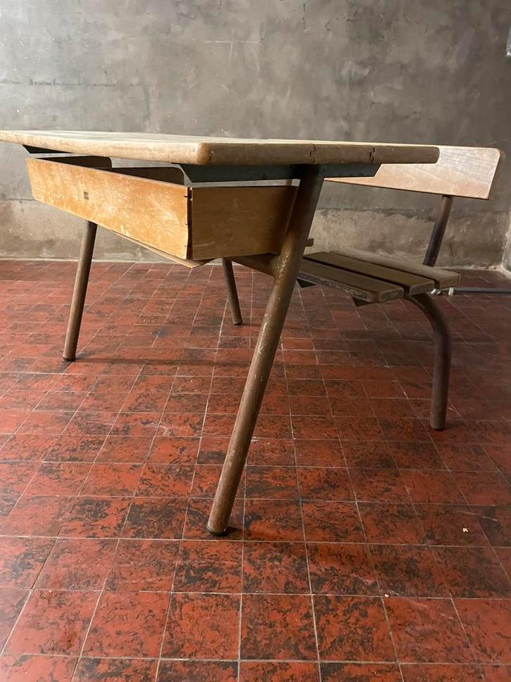 Kinderlessenaar, Antiek en Kunst, Antiek | Meubels | Tafels, Ophalen