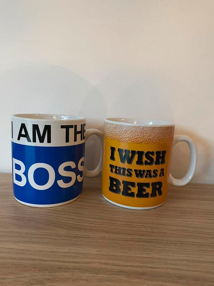 Set van 2 grote mokken – humoristische teksten – €5, Huis en Inrichting, Keuken | Servies, Zo goed als nieuw, Ophalen of Verzenden