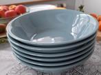 6 assiettes profondes pates bleu céladon (24x7cm), Assiettes(s), Enlèvement ou Envoi, Comme neuf, Autres matériaux