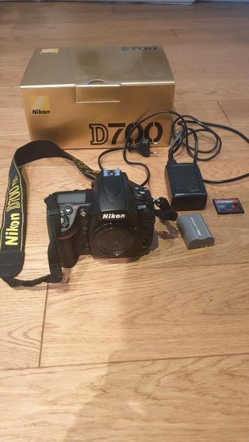 Nikon D700 in perfecte toestand - amper 9513 clicks beschikbaar voor biedingen