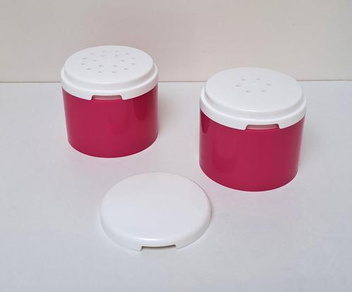 Tupperware Zout & Peperstrooiers - Roze & Wit - Opruiming, Huis en Inrichting, Keuken | Tupperware, Nieuw, Bus of Trommel, Wit