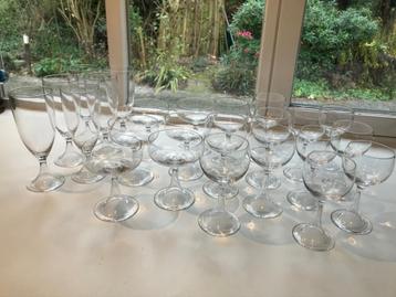 Vaisselle en verre - Cristal de Sèvres - Design 1965, Enlèvement ou Envoi, Comme neuf, Autres types