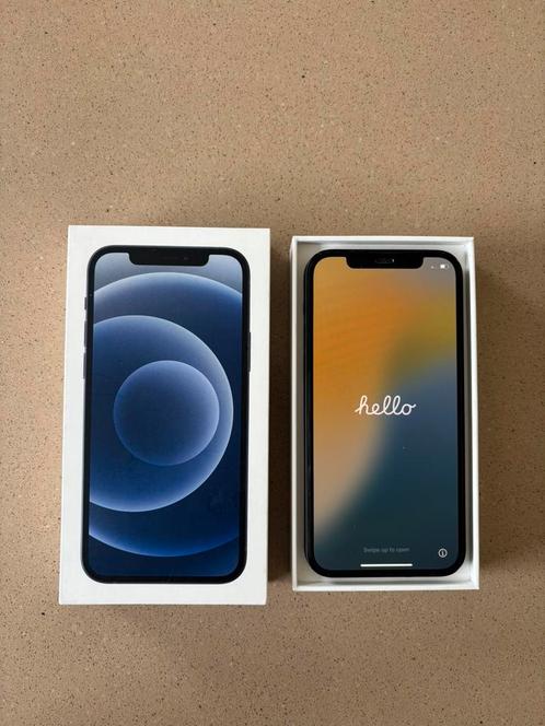 Iphone 12 + Quad Lock hoes, Telecommunicatie, Mobiele telefoons | Apple iPhone, iPhone 12, Ophalen