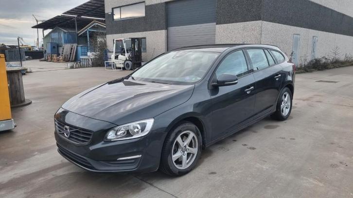 Volvo V60 1.5 benzine 112kw automatische versnellingsbak, Auto's, Volvo, Particulier, V60, Airbags, Airconditioning, Alarm, Bluetooth