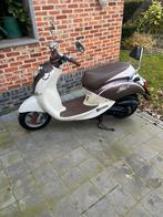 Sym mio b-klasse 2013, Fietsen en Brommers, Ophalen, Mio
