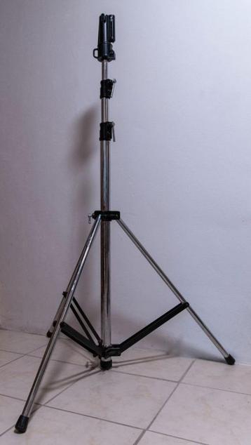 Set van 2 licht statieven Varytec TS-9215 beschikbaar voor biedingen