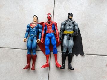 3 DC superhelden - 25 cm - superman - batman - spiderman