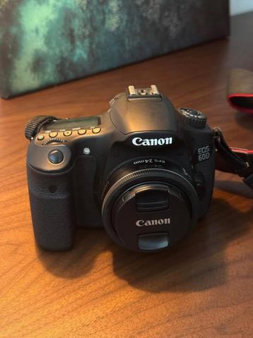 Canon EOS 60D Camera + 50mm + 24mm beschikbaar voor biedingen