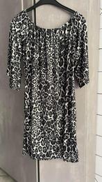 Nieuwe oversized jurk met print wit zwart TU, Kleding | Dames, Jurken, Lola Liza, Ophalen of Verzenden, Nieuw, Overige kleuren