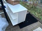 Tv-tafel, Tuin en Terras, Bergingen en Tuinkasten, Ophalen, Zo goed als nieuw