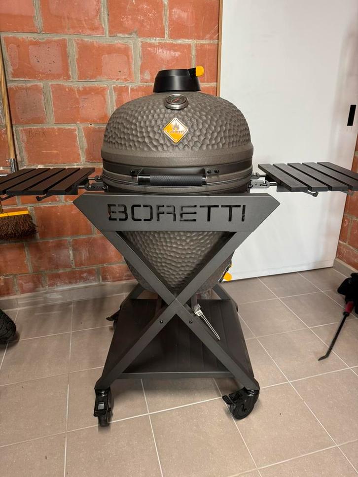 Boretti ceramic large kamado barbeque, Tuin en Terras, Houtskoolbarbecues, Zo goed als nieuw, Ophalen