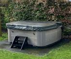 Ruime Jacuzzi - Spa  met 5 plaatsen (Maax Collection), Tuin en Terras, Bubbelbaden en Hottubs, Ophalen, Gebruikt, Filter, Vast