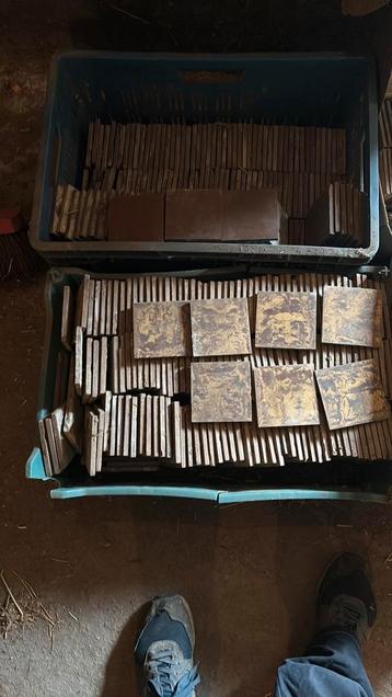 Oude tegels 10x10 cm gratis