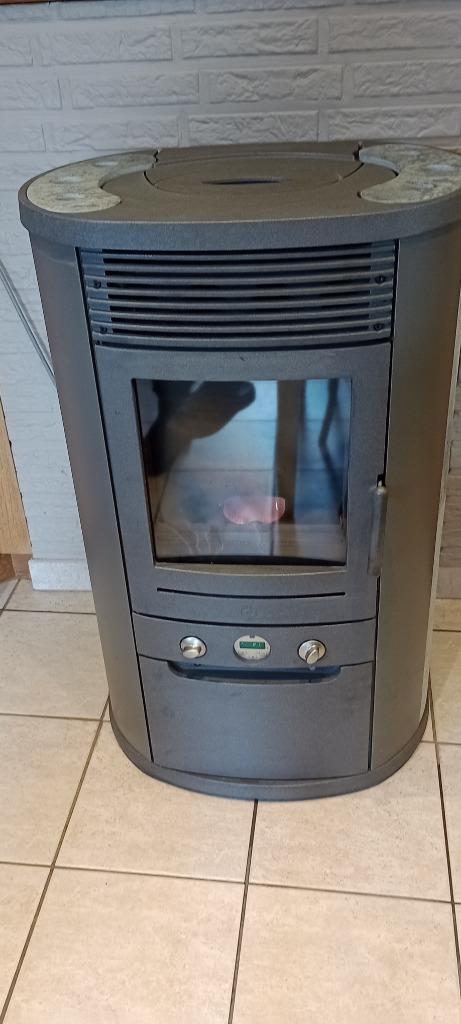 PELLTKACHEL EDILKAMIN IRIS, Huis en Inrichting, Kachels, Gebruikt, Pelletkachel, Overige brandstoffen, Ophalen