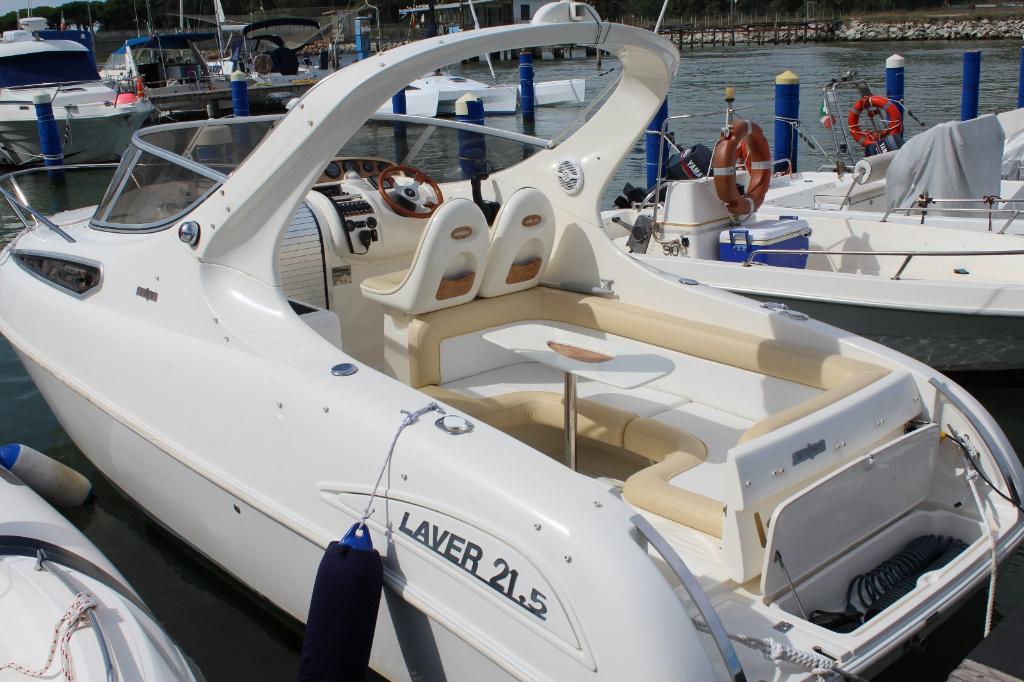 boot te koop, Watersport en Boten, Motorboten en Motorjachten, Gebruikt, Polyester, 6 tot 9 meter, Benzine, Buitenboordmotor, Snelvarend