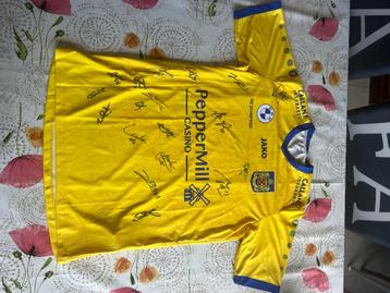 Veiling: Gesigneerd Shirt SK Beveren beschikbaar voor biedingen