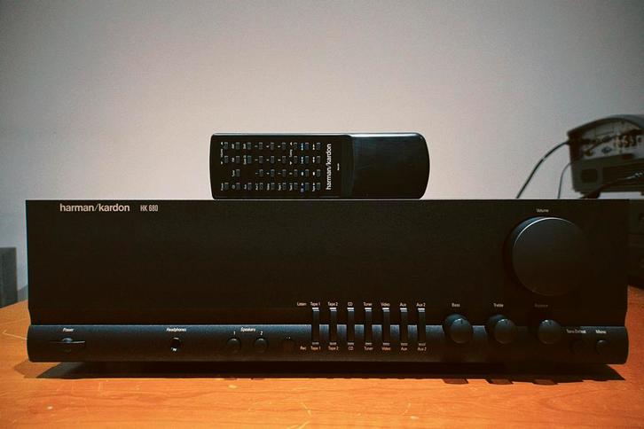 Harman Kardon HK 680 stereo versterker, Audio, Tv en Foto, Versterkers en Ontvangers, Zo goed als nieuw, Stereo, 60 tot 120 watt