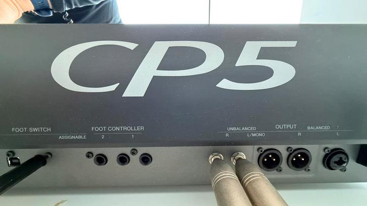 Piano numérique Yamaha CP5 - Peu utilisé, Musique & Instruments, Pianos, Utilisé, Piano, Noir, Digital, Enlèvement