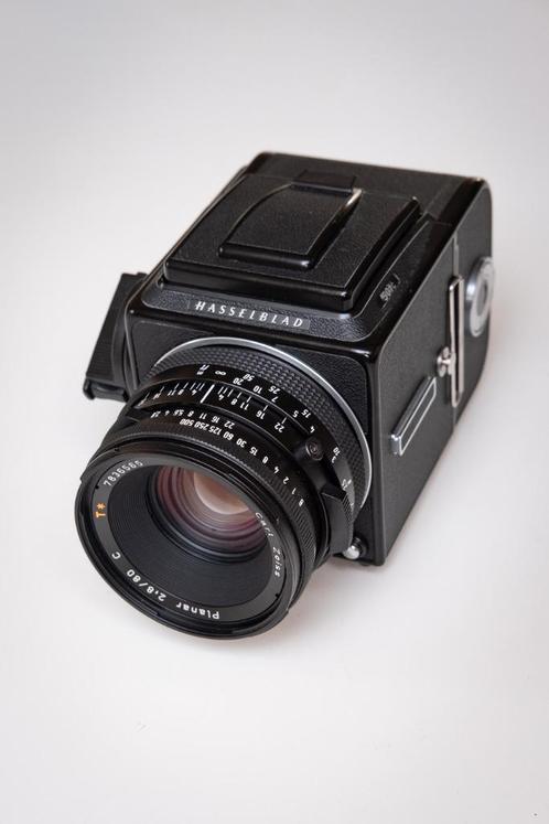 Hasselblad 501C + Carl Zeiss 80mm 1:2.8 C Planar gebokst, Audio, Tv en Foto, Fotocamera's Analoog, Zo goed als nieuw, Spiegelreflex