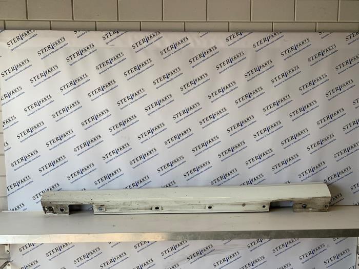 Zijskirt links van een Mercedes B-Klasse (650), Auto-onderdelen, Carrosserie, Mercedes-Benz, Gebruikt, 3 maanden garantie, Ophalen of Verzenden