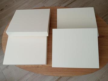 Wandplanken IKEA beschikbaar voor biedingen