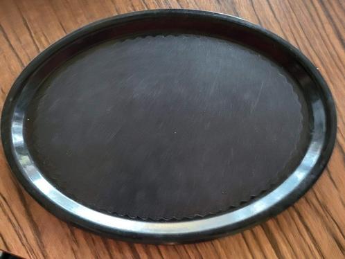 Dienblad zwart antislip, Huis en Inrichting, Woonaccessoires | Dienbladen, Zo goed als nieuw, Ovaal, Ophalen of Verzenden
