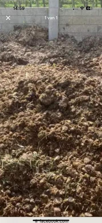 Gratis Paardenmest  beschikbaar voor biedingen