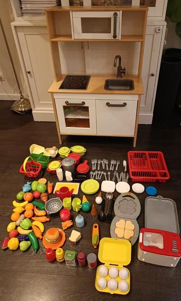 Kinderkeuken Ikea met accessoires  beschikbaar voor biedingen