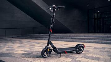 Audi Electric Kickscooter powered by Egret(Step)