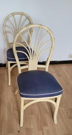 Paar vintage stoelen van bamboe en rotan met gevoerde zittin, Ophalen
