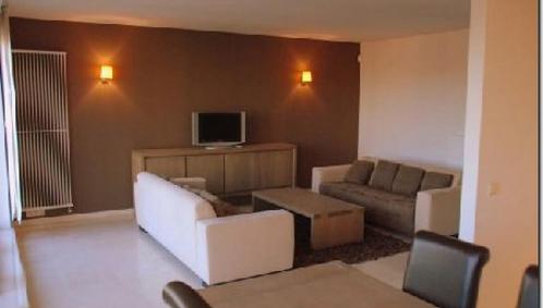 Appartement à Woluwé-Saint-Pierre, 2 chambres, Immo, Huizen te huur, Appartement, C