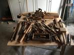 Lot oud gereedschap, Ophalen